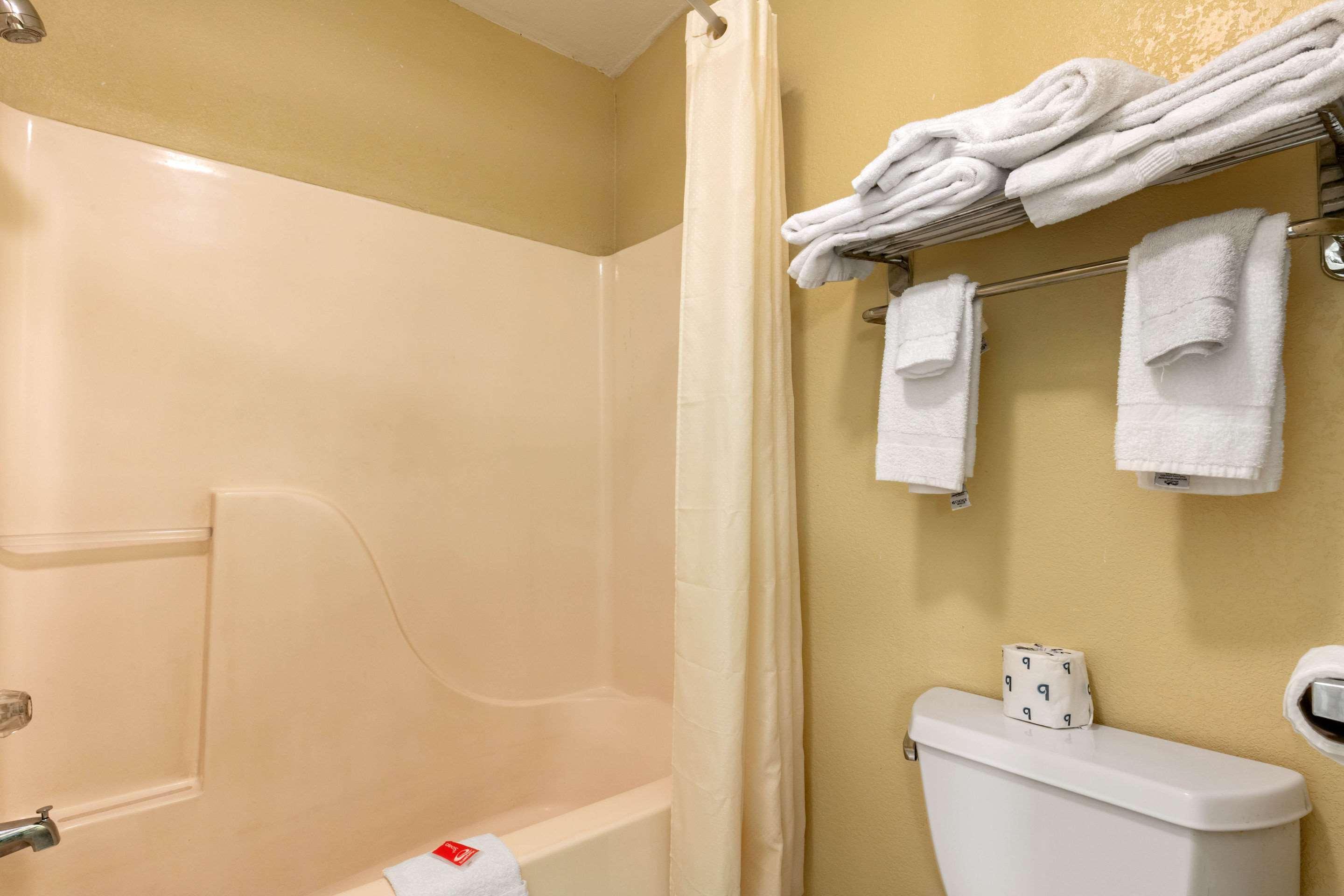 Econo Lodge Джонсборо Экстерьер фото